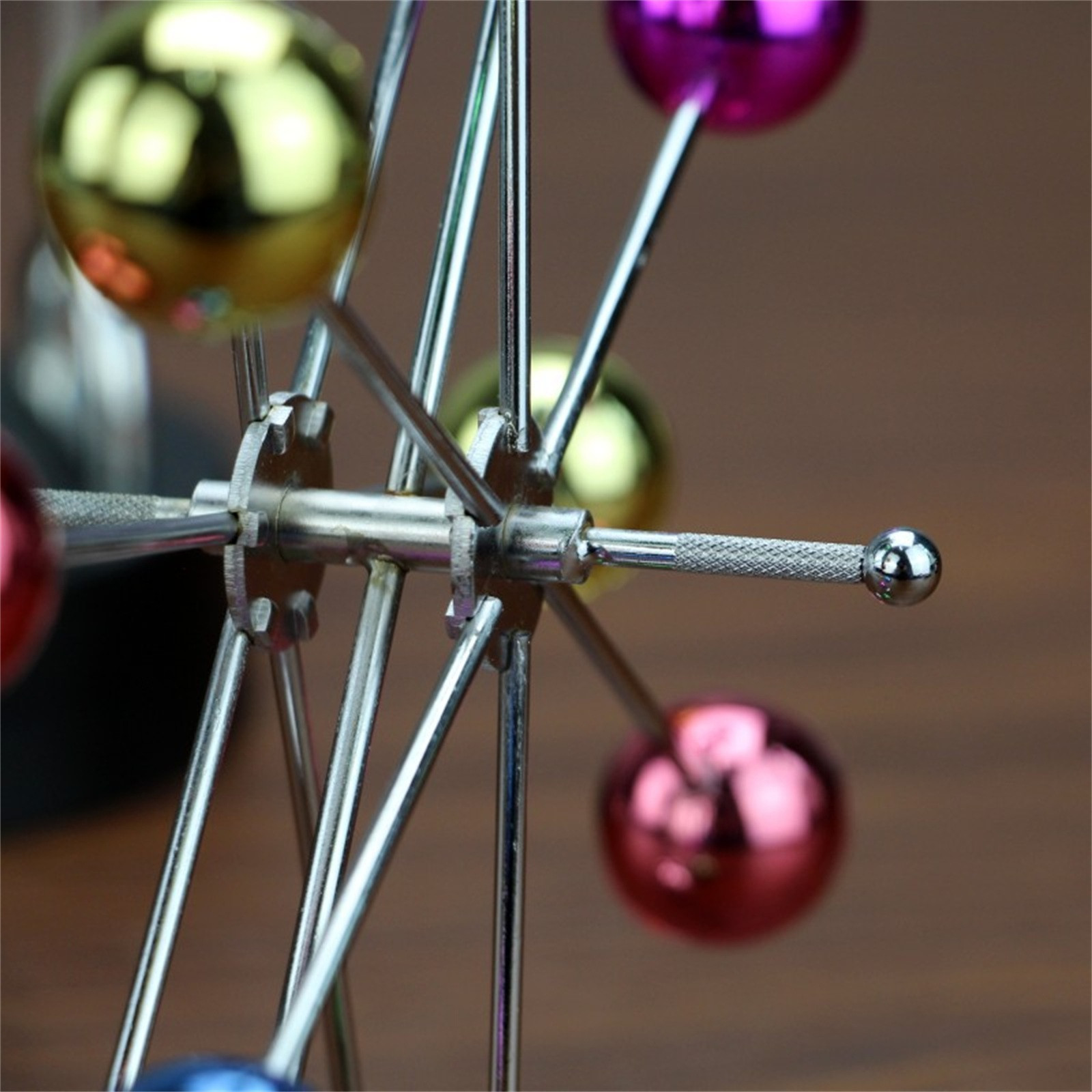 Ferris Wheel Perpetual Motion  – Newton Cradle Large Bewertung und Preis