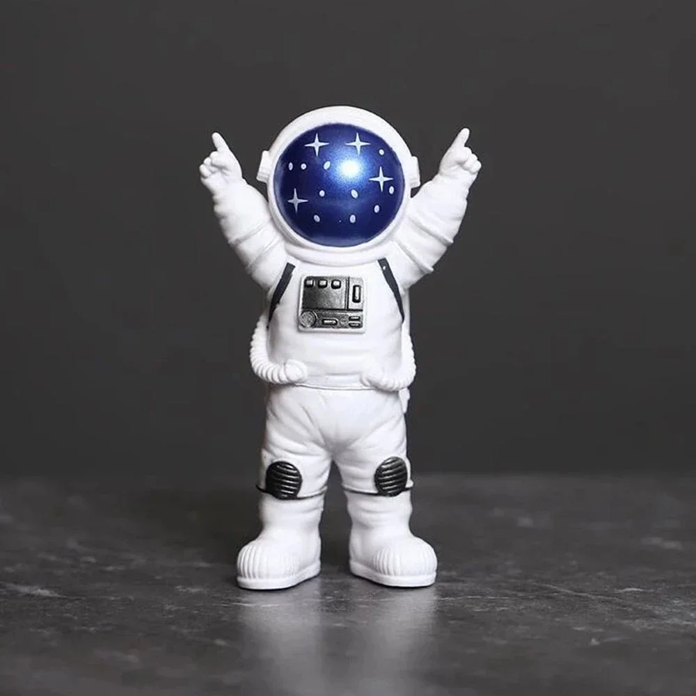 4 pcs Astronaut Figure Statue  – Newton Cradle Large Bewertung und Preis